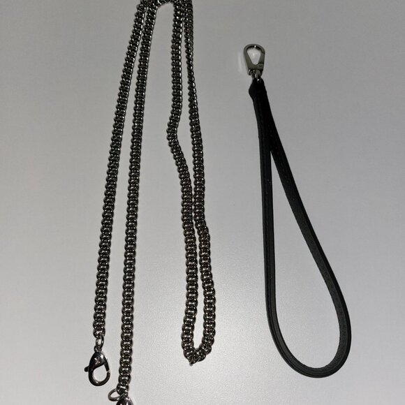 Louis Vuitton My Lock Me Pochette - Picture 7 of 8